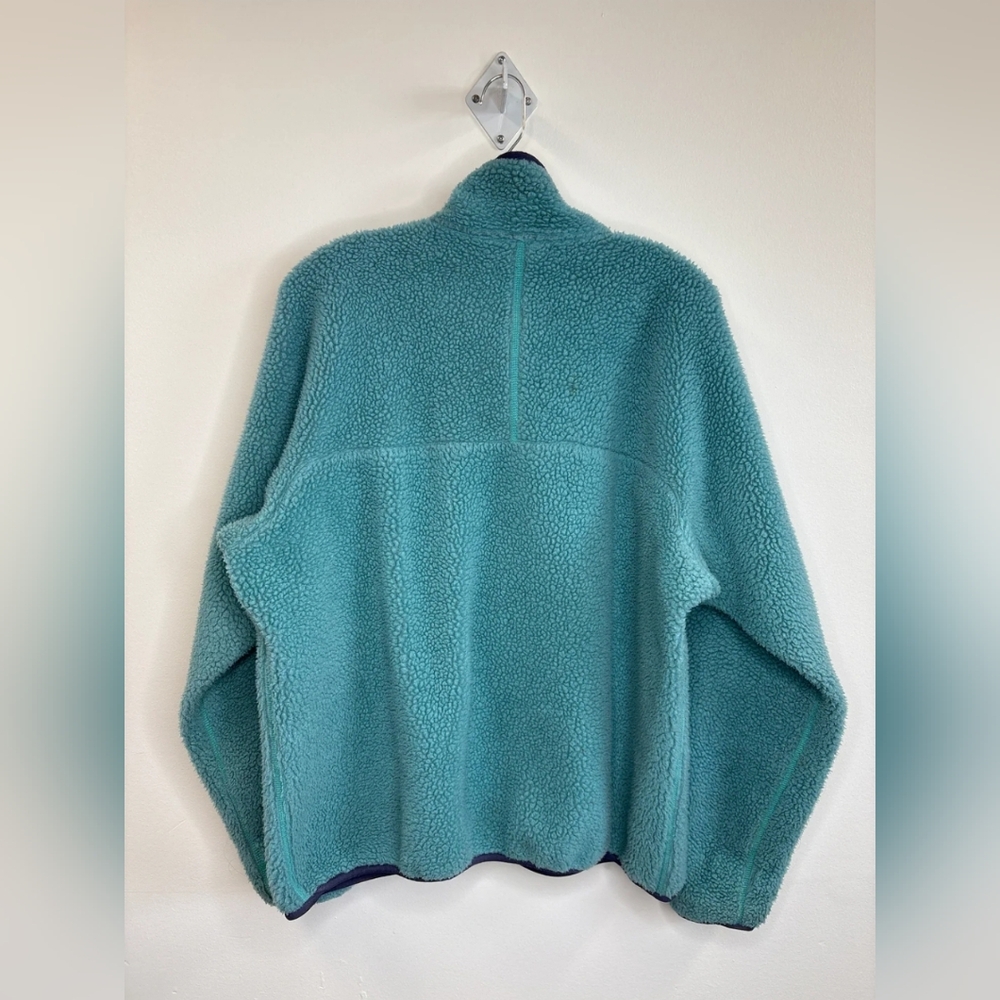 SOLD Patagonia Teal Fleece Jacket - Picture 2 of 8